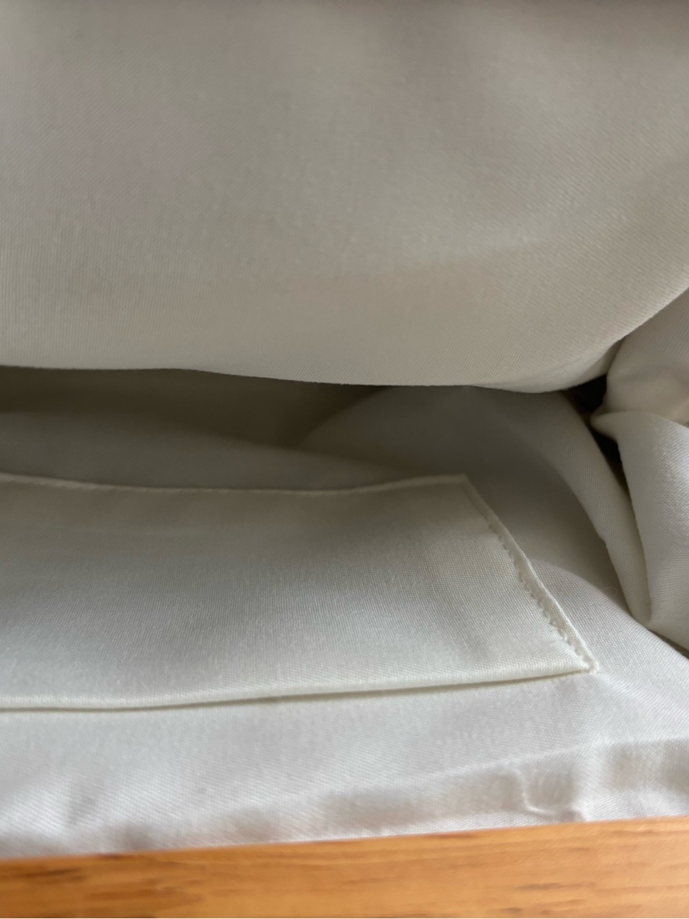 White Ribbed Clutch - Picture 4 of 5